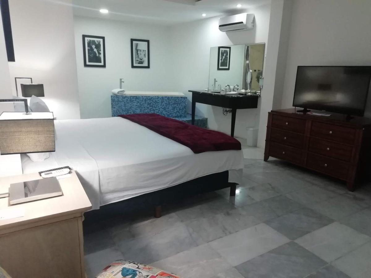Spazio Boutique Hotel Cancun Exterior photo